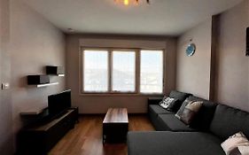 Charmant T2 Avec Cuisine Ouverte Pres De La Frontiere Espagnole, Ideal Pour Famille Ou Amis - Fr-1-239-740